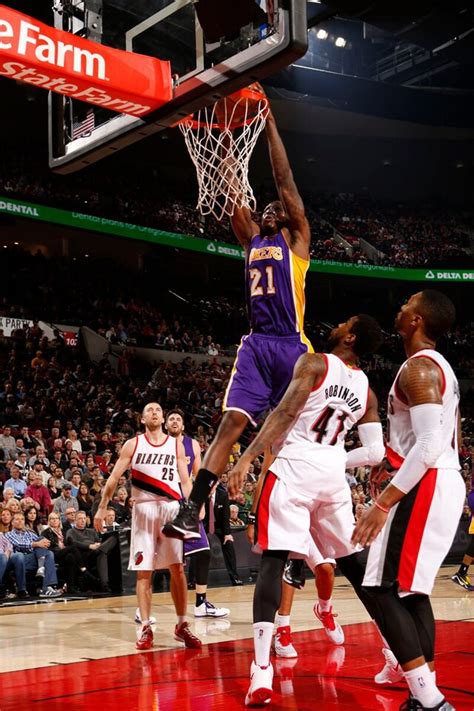 Photos: Lakers vs. Trail Blazers (1/5/15) Photo Gallery | NBA.com