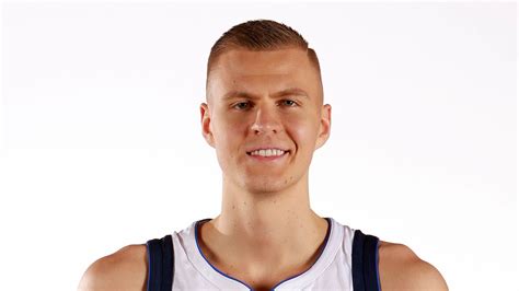 Kristaps Porzingis practices with Dallas Mavericks for first time | NBA ...