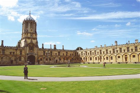 Famous British universities - Cambridge and Oxford - Incor