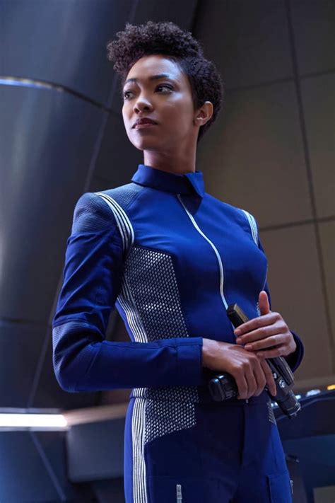 First Officer Michael Burnham - Star Trek: Discovery - TV Fanatic