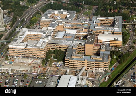 aerial view of The Queens Medical Centre at The University of Stock Photo: 68210607 - Alamy