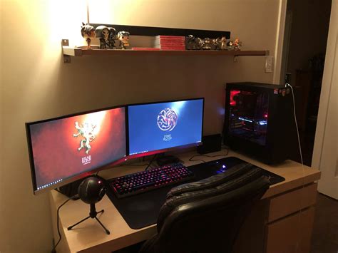 Red and black | Computer setup, Streaming setup, Game room