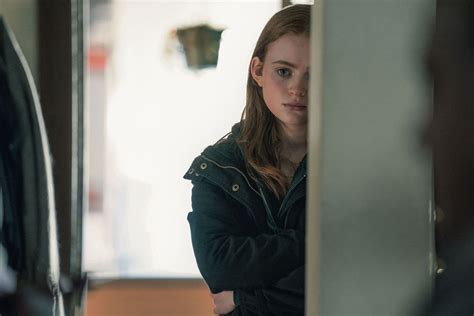 If You Think Sadie Sink Plays Another "Angsty Teen" in 'The Whale,' You're Not Paying Attention