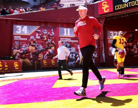 Commentary: In Year 2 under Lincoln Riley, USC will make its first ...