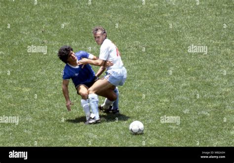 Maradona 1986 england hi-res stock photography and images - Alamy