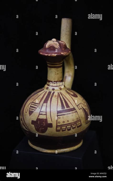 Peruvian Pottery Mochica, Wari, Inca era and culture Stock Photo - Alamy