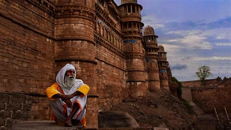 Gwalior : History, Sightseeing, How To Reach & Best Time To Visit | Adotrip