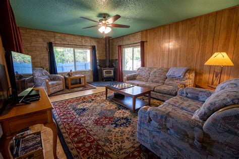 11 Best Pet-Friendly Cabins Near Crater Lake, Oregon - Updated 2024 ...