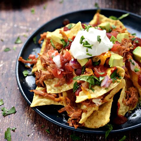 Pulled Pork Nachos Recipe - Cooking with Curls