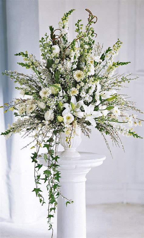 302 best images about Classic White and Green flowers on Pinterest | White flowers, Tall ...