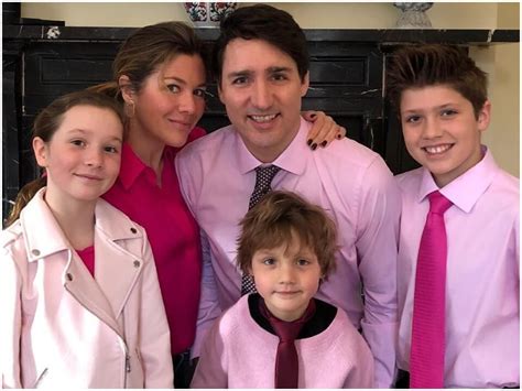 Sophie Grégoire Trudeau Biography, Age, Height, Husband, Net Worth - StarsWiki