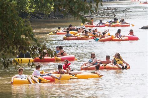 Relax On The Chattahoochee River With This Totally Tubular Tubing Experience