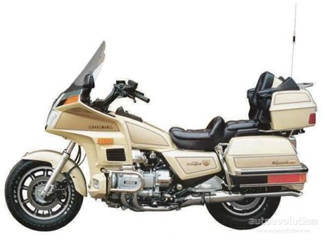 HONDA GL 1200 Gold Wing Aspencade (1984-1985) Specs, Performance ...