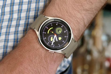 Samsung Galaxy Watch 5 Pro vs. Galaxy Watch 4 Classic - TrendRadars