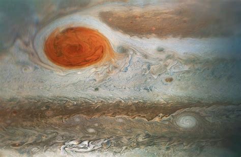 Jupiter's Great Red Spot Swirls in Stunning Up-Close Photo by Juno ...