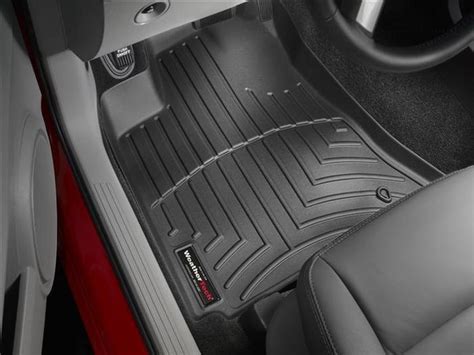 Chrysler 300 WeatherTech DigitalFit Floor Mat Liners | All-Weather