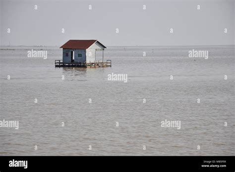 Cambodia, Tonle Sap Stock Photo - Alamy