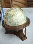 VINTAGE WORLD GLOBE - Isabell Auction