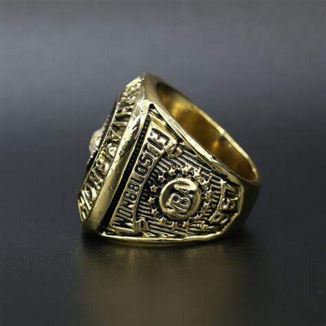 Philadelphia 76ers 1967 Wilt Chamberlain NBA championship ring replica ...