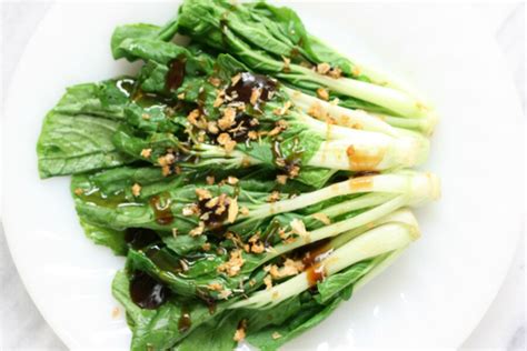 Choy sum with oyster sauce and fried garlic - CSMonitor.com