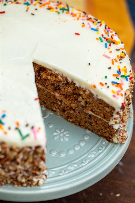 Spice Cake Recipe [video] - Sweet and Savory Meals