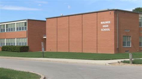 Maumee City Schools continuing with Oct. 1 return date | WNWO