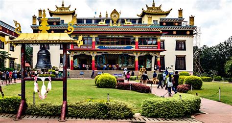 Tibetan Monastery Coorg / Golden Temple (Entry Fee, Timings, Entry ...