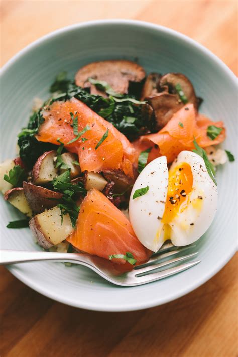 Brunch Ideas Fir Smoked Salmon : Irish Smoked Salmon And Egg Boxty ...