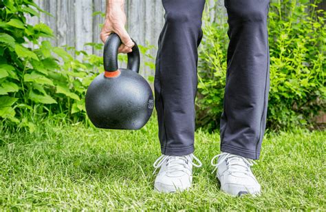 The Best Kettlebell Deadlift Tips & Tricks - BoxLife Magazine