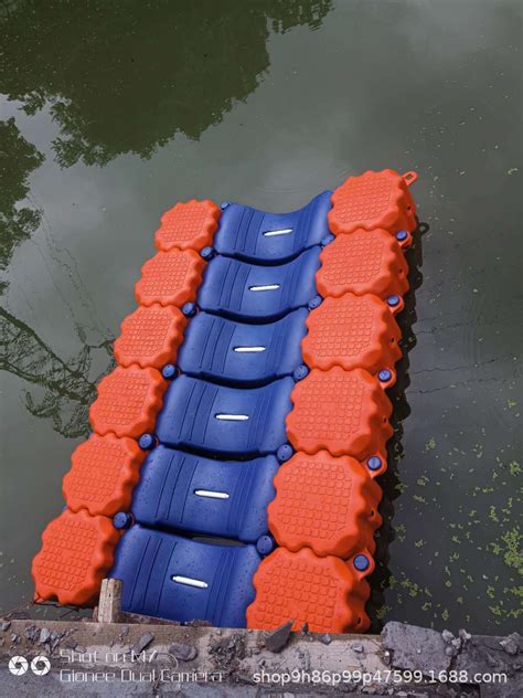 Drive-on Floating Boat Lift Systems - China Floating Dock Plastic and Plastic Dock price