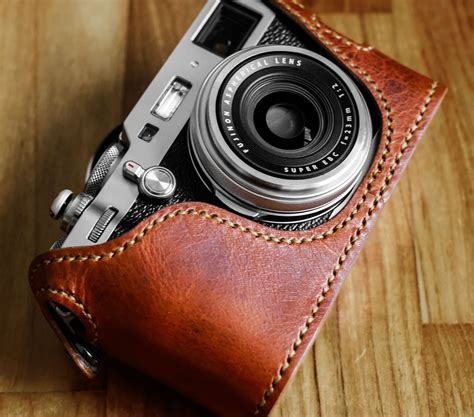 Fujifilm X100F camera case - Kenji Leather Half Case - KenjiLeather