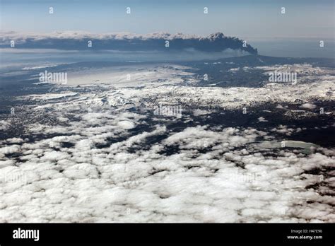 Iceland, Eyjafjallajökull, volcano eruption, ash cloud, view from the ...