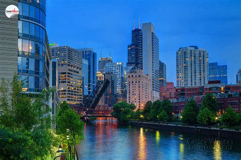 River North Chicago by Cesar Wilson on YouPic