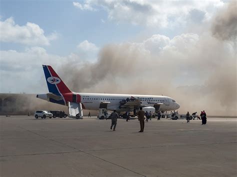 Deadly Explosion Rocks Yemeni Airport Just As New Government Members Land - capradio.org