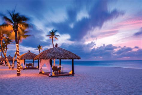 Top Romantic Honeymoon Destinations in the USA