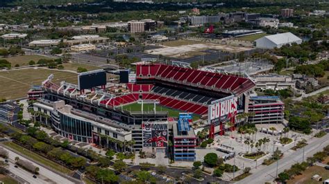 Raymond James Stadium Parking Guide 2023: Best Parking for Buccaneers - SeatGraph