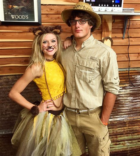 Lion & the zoo keeper!! #halloweencostume #couplescostume Mardi Gras ...