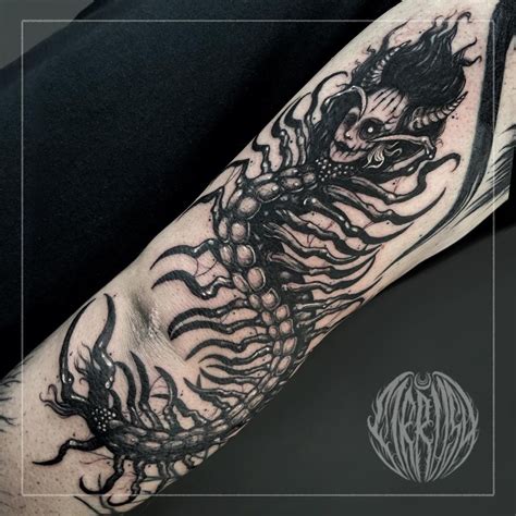 Centipede Tattoo: Complete guide and +12 tattoo designs!