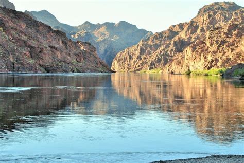 Lake Mead Camping: 5 of the Best Places to Pitch Your Tent, Reviewed