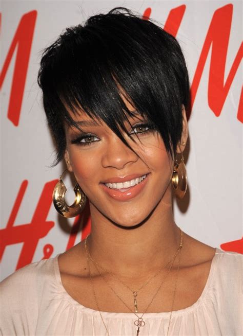 Rihanna Hairstyles - Hairstyles Weekly