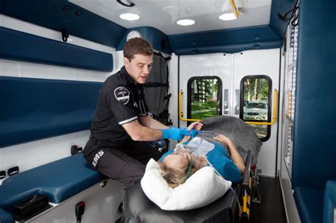 4 Essential Skills That Every Paramedic Must Have | CTS Canadian Career College