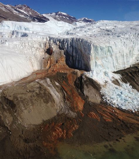 Anna'z Travels: Taylor Glacier and Blood Falls