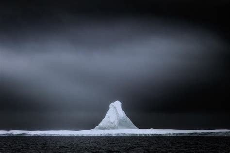 Icebergs Along Baffin Island - 87709 Photograph by Raimondo Restelli - Pixels