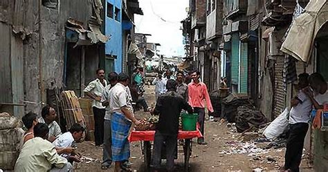 Mumbai: A visit to the location of Slumdog Millionaire - Mirror Online