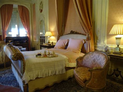 Rooms in a Medieval Castle - Historic European Castles