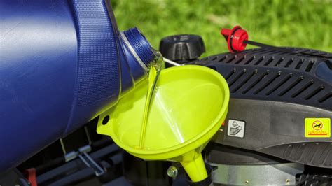 How To Easily Change The Oil In Your Lawn Mower