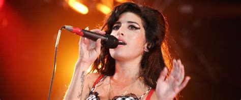 Amy movie review & film summary (2015) | Roger Ebert