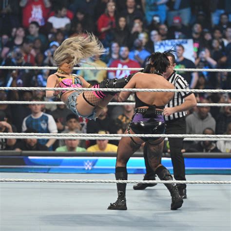 Liv Morgan vs Rhea Ripley | Friday Night Smackdown | March 3, 2023 ...