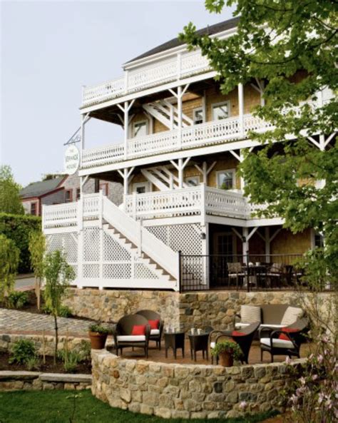 GoLocalProv | Veranda House on Nantucket Devastated by Fire—Owned by RI ...