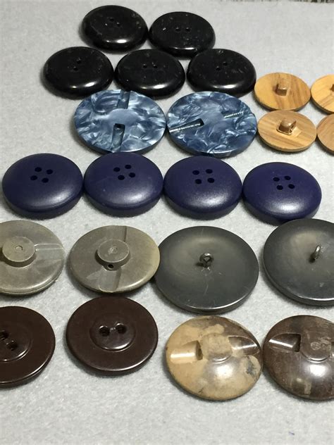 23 Vintage Coat/Jacket Buttons Sets/Pairs Sizes 7/8 | Etsy